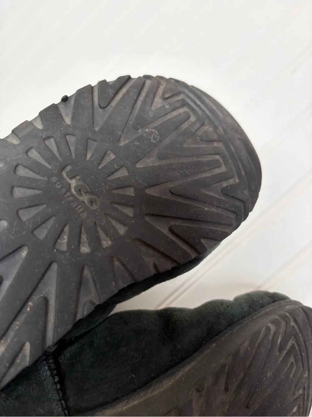 UGG Bailey Sherpa Lined Boot